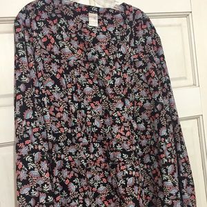 Flower print tunic with pleated button front. NWOT